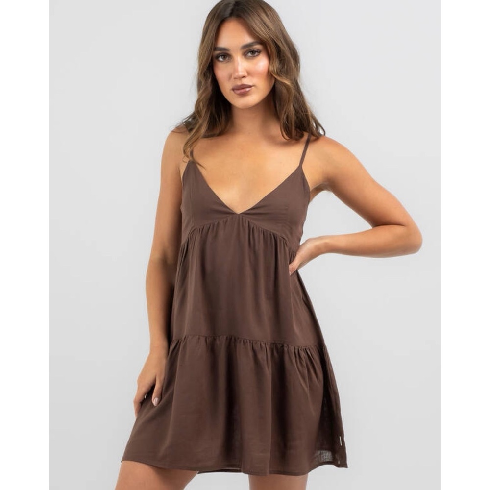 NWT Rhythm Classic Tiered Mini Dress Chocolate Brown Rayon Linen